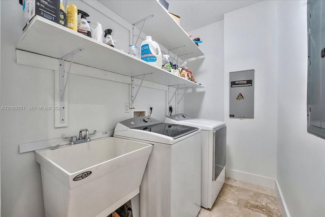 7440 SW 56th Ct 0, Miami, FL 33143