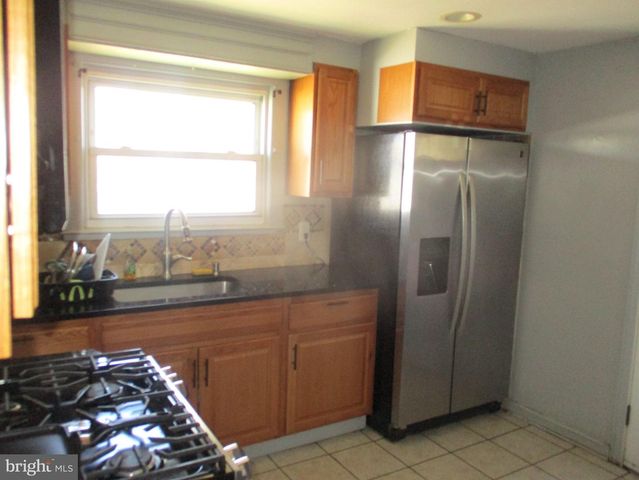 224 ATLANTIC AVE, Hamilton, NJ 08609