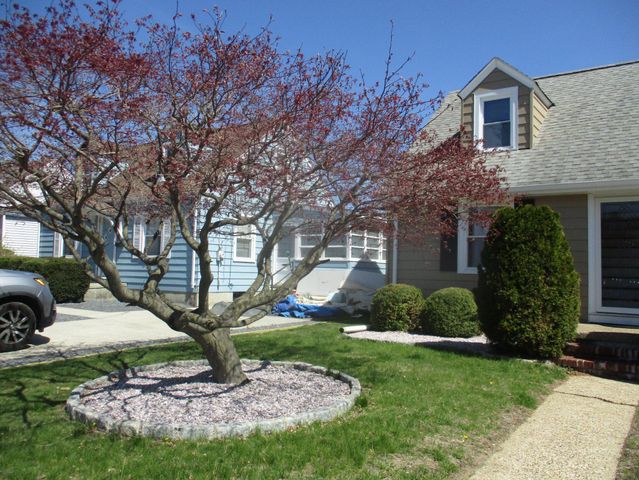 224 ATLANTIC AVE, Hamilton, NJ 08609
