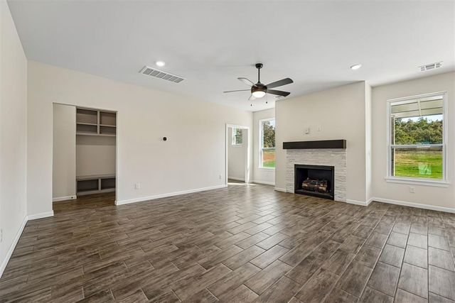 1304 Lighthorsemen Way, Choctaw, OK 73020