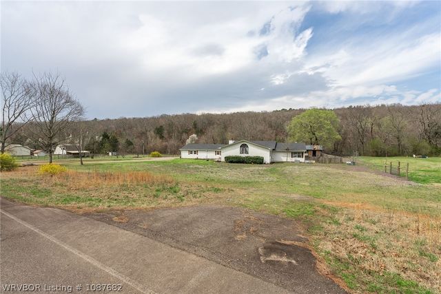10227 Old 88 Road, Rudy, AR 72952