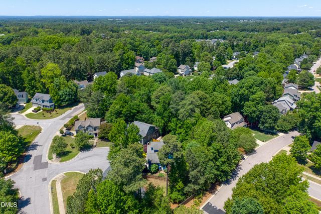 1002 Blaston Court, Apex, NC 27502