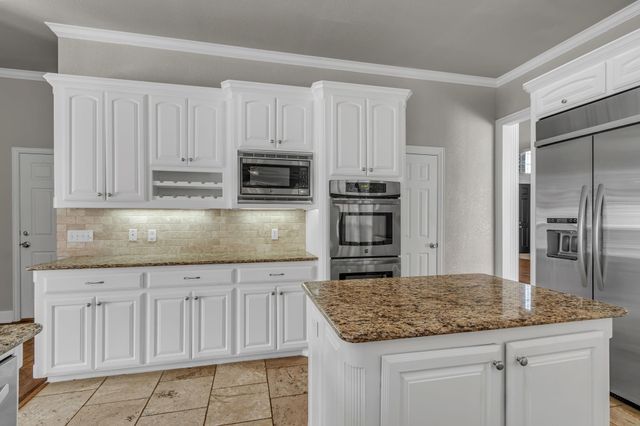 715 Manchester Court, Southlake, TX 76092