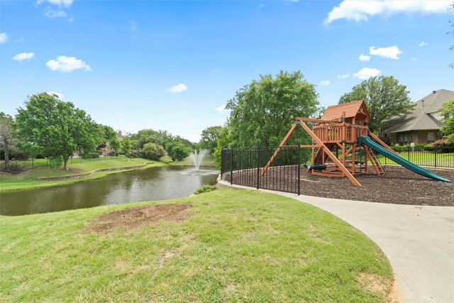 715 Manchester Court, Southlake, TX 76092