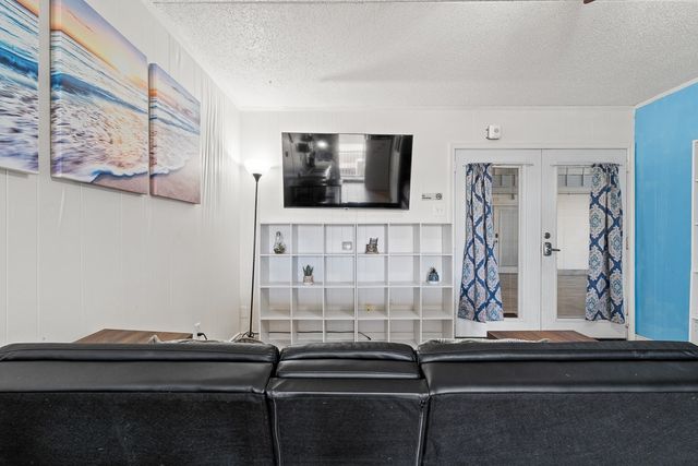 14300 S Padre Island Dr 108, Corpus Christi, TX 78418