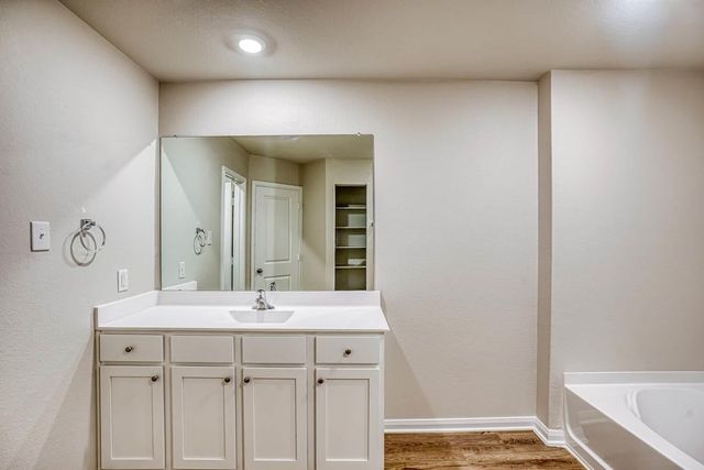 8214 Sunberry Shadow Drive, Houston, TX 77016