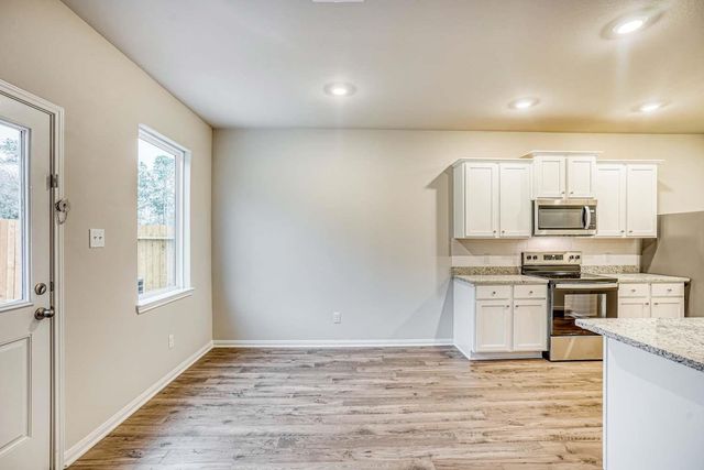 8214 Sunberry Shadow Drive, Houston, TX 77016