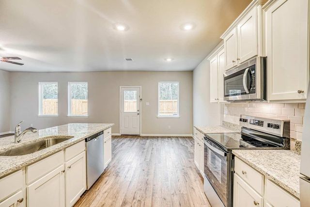 8214 Sunberry Shadow Drive, Houston, TX 77016