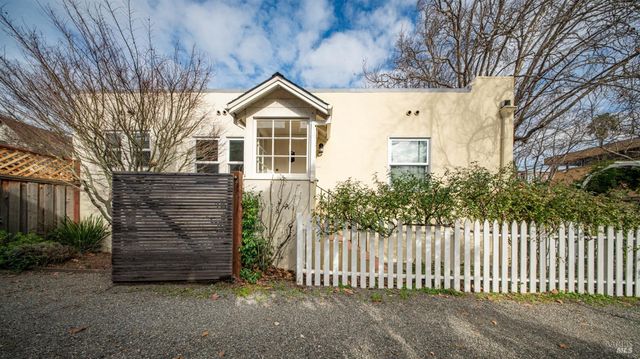 717 C St, San Rafael, CA 94901