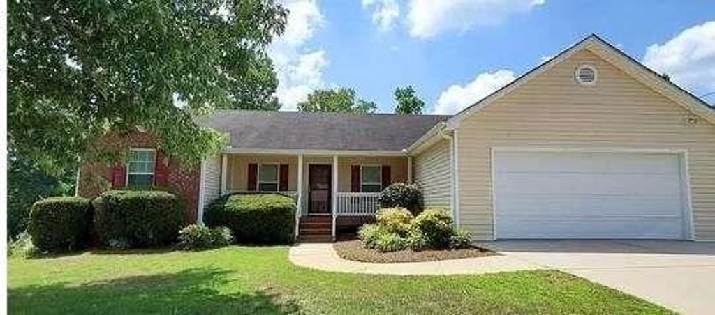 30 Amber Way, Covington, GA 30016