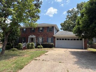 118 Illinois Bayou Dr, Sherwood, AR 72120