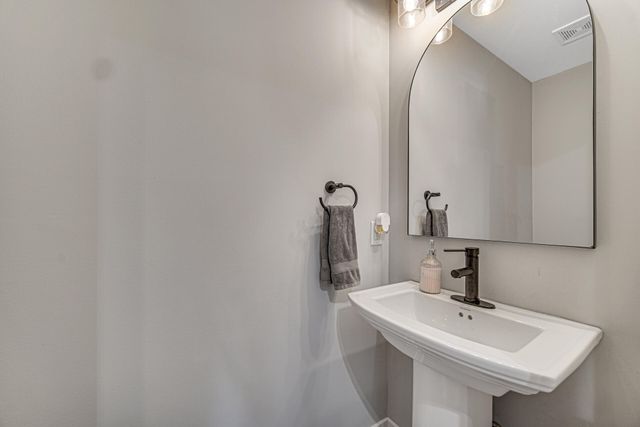 4455 Autumn Ridge, Wheatfield, IN 46392