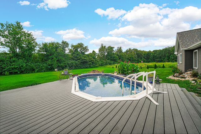 4455 Autumn Ridge, Wheatfield, IN 46392