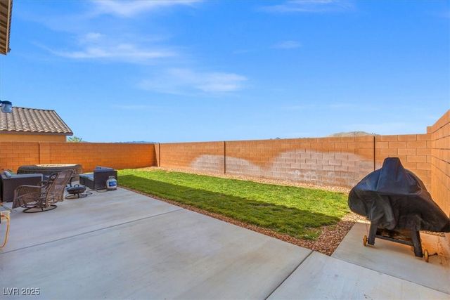 406 Bridal Veil Falls Street, Indian Springs, NV 89018