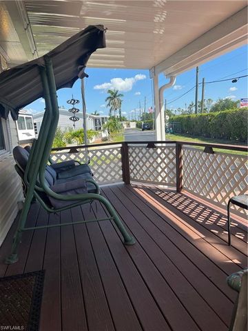 11011 Sunglow LN, Fort Myers, FL 33908