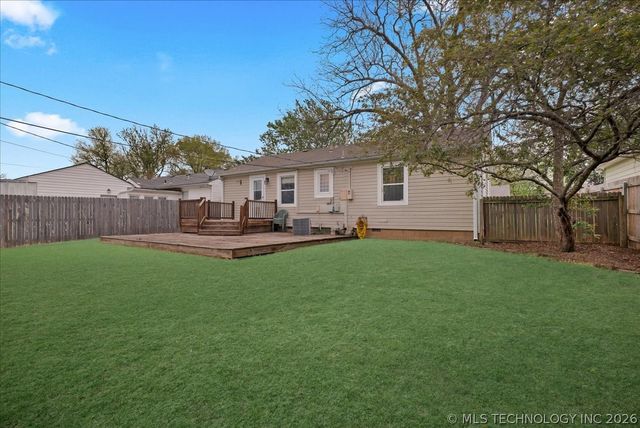 3820 S Detroit Avenue, Tulsa, OK 74105