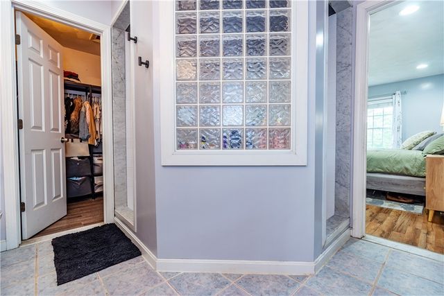 195 Oakland Beach Avenue, Warwick, RI 02889