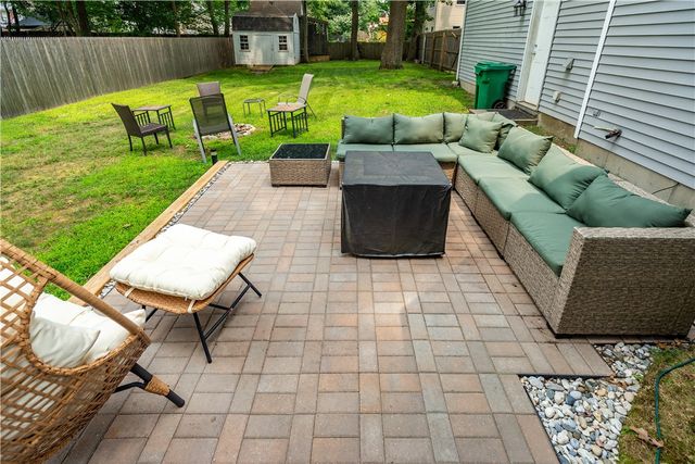 195 Oakland Beach Avenue, Warwick, RI 02889