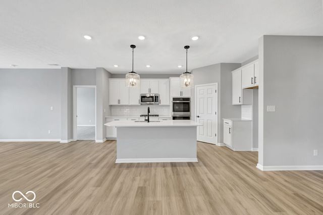 3247 Wrangler Drive, Bargersville, IN 46106