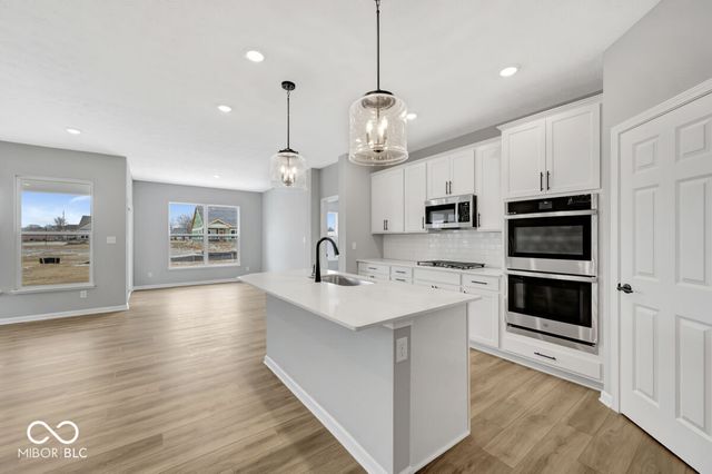 3247 Wrangler Drive, Bargersville, IN 46106