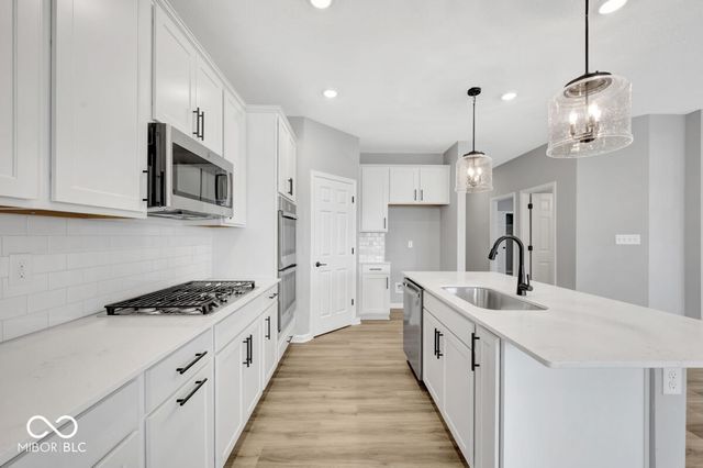 3247 Wrangler Drive, Bargersville, IN 46106