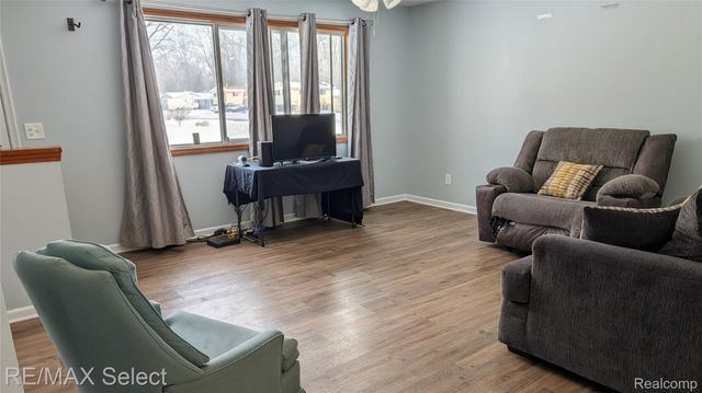 5233 Sagamore Drive, Flint Charter Township, MI 48473