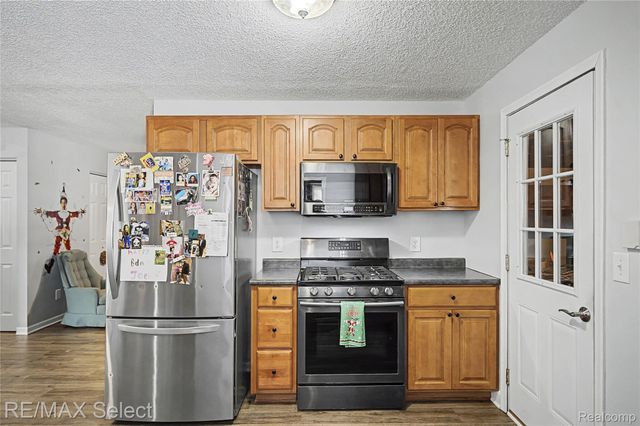 5233 Sagamore Drive, Flint Charter Township, MI 48473