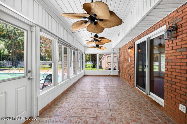 219 Tantallon Drive, Ocean Springs, MS 39564