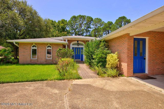 219 Tantallon Drive, Ocean Springs, MS 39564