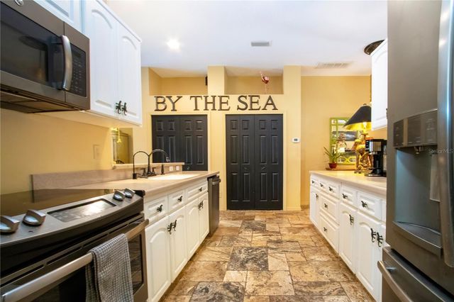 403 INDIAN MEADOW COURT, Wimauma, FL 33598