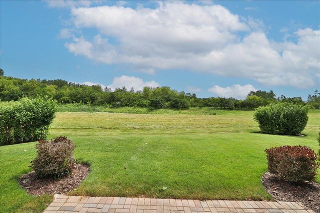 13024 Redstone Drive, Huntley, IL 60142