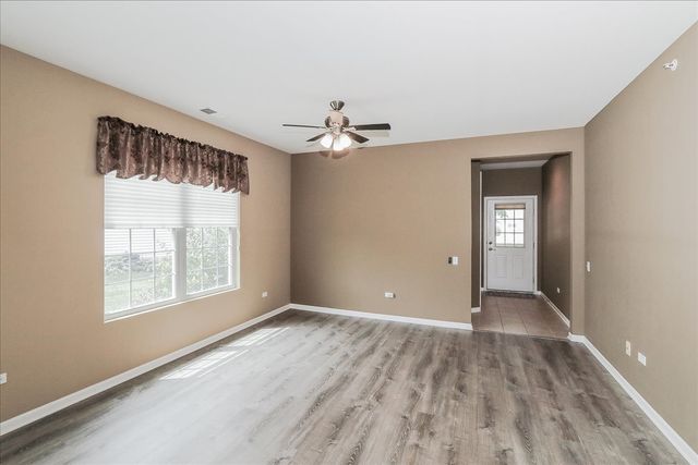 13024 Redstone Drive, Huntley, IL 60142
