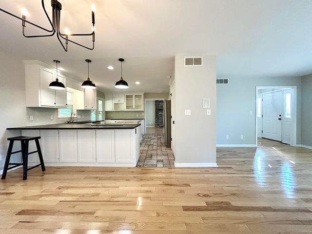 103 Rebel Drive, Somerset, KY 42501