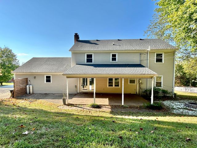 103 Rebel Drive, Somerset, KY 42501