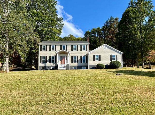 103 Rebel Drive, Somerset, KY 42501