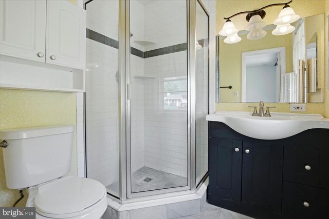 12 BETSY LN, Ambler, PA 19002