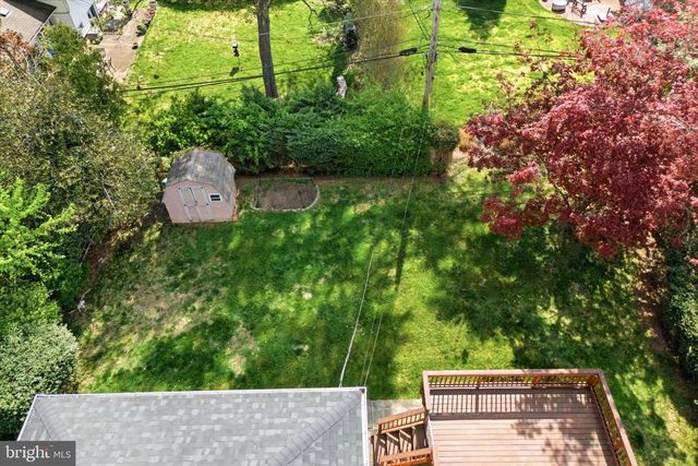12 BETSY LN, Ambler, PA 19002
