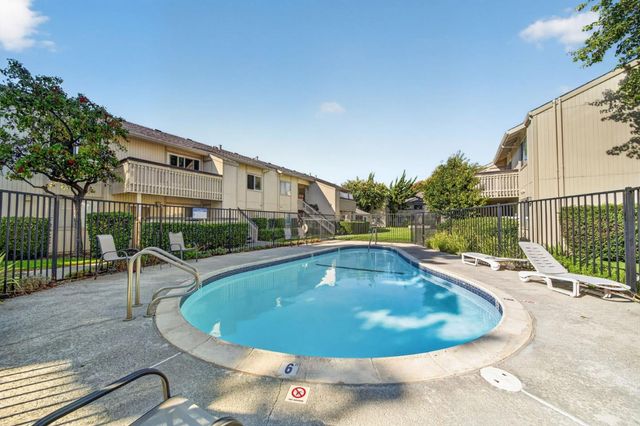 4036 Abbey Terrace 206, Fremont, CA 94536
