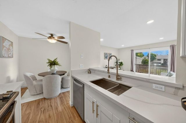 4036 Abbey Terrace 206, Fremont, CA 94536