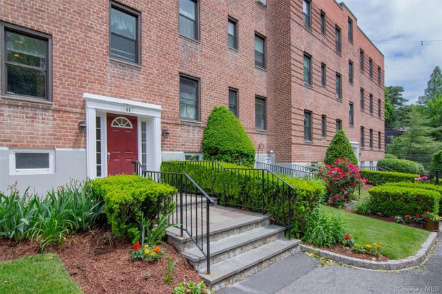 14 S Broadway 11-1A, Irvington, NY 10533
