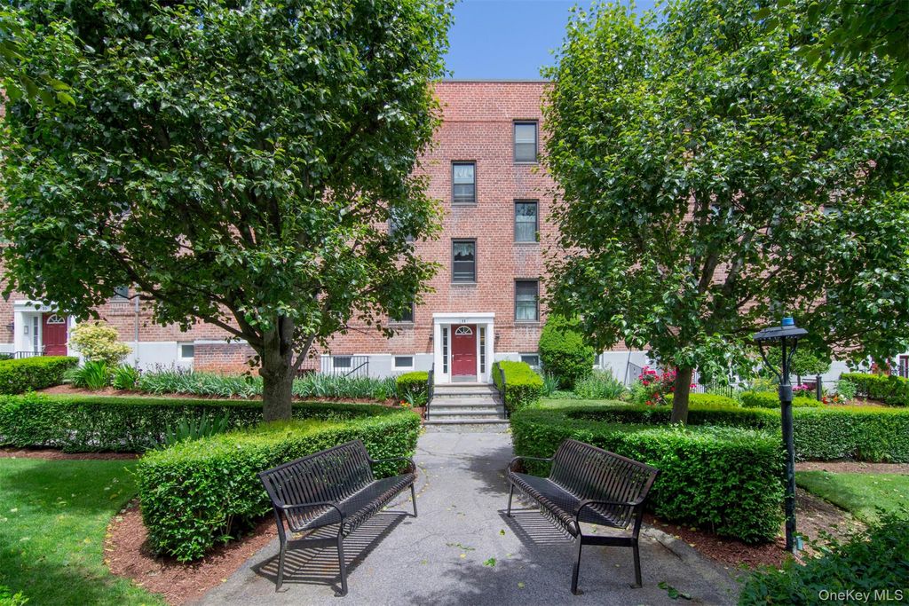 14 S Broadway 11-1A, Irvington, NY 10533
