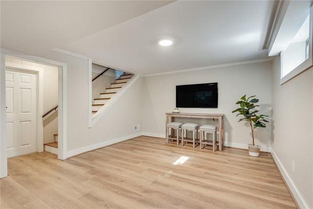 1275 Oak Grove Drive, Decatur, GA 30033