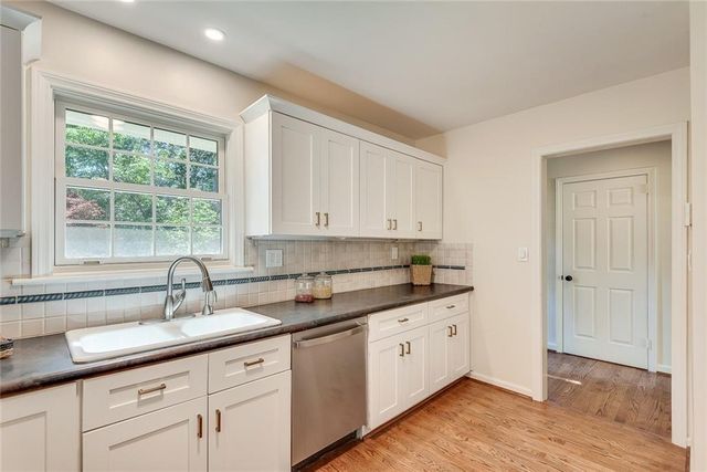 1275 Oak Grove Drive, Decatur, GA 30033