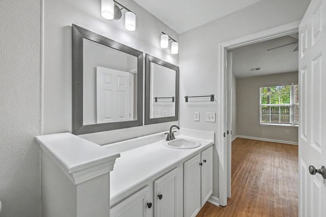 321 Jamestown Drive, Summerville, SC 29486
