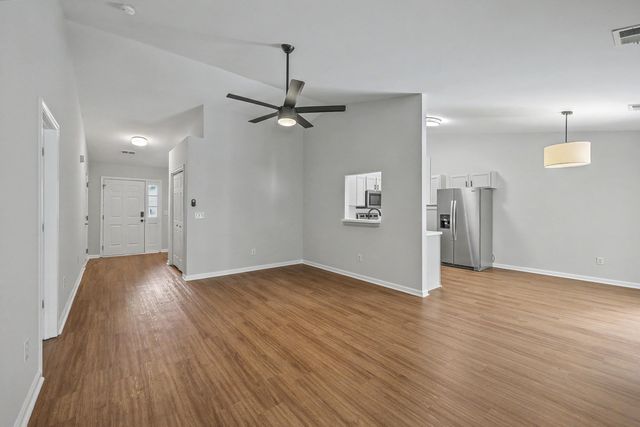 321 Jamestown Drive, Summerville, SC 29486