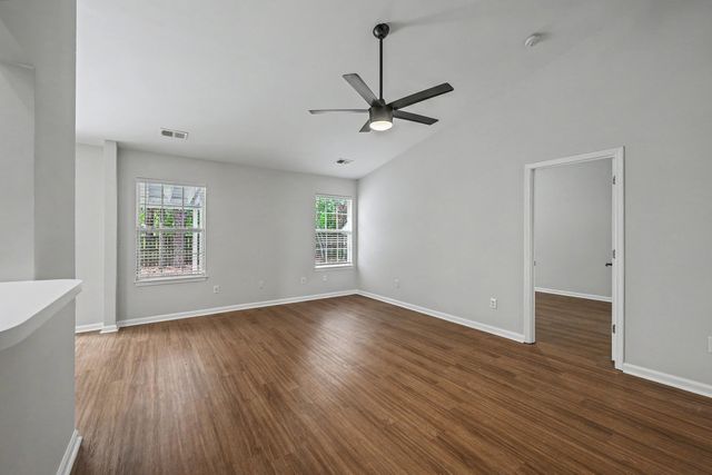 321 Jamestown Drive, Summerville, SC 29486