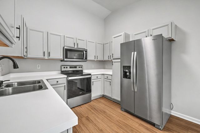321 Jamestown Drive, Summerville, SC 29486