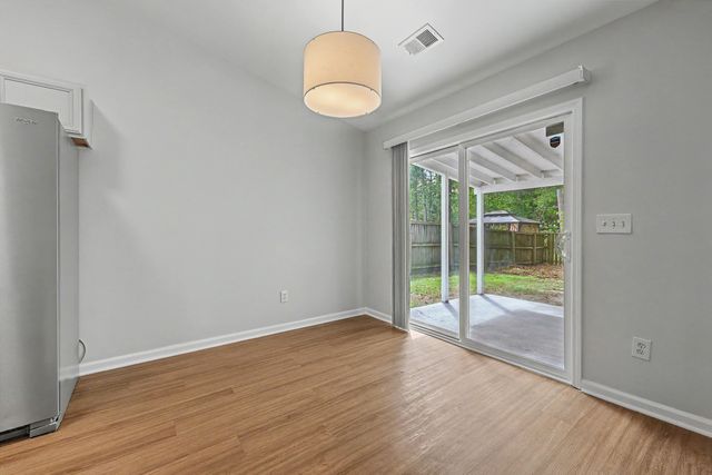 321 Jamestown Drive, Summerville, SC 29486