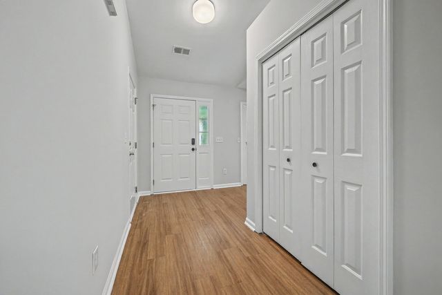 321 Jamestown Drive, Summerville, SC 29486