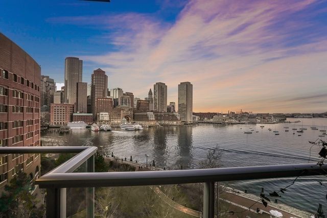 22 Liberty Dr 7M, Boston, MA 02210